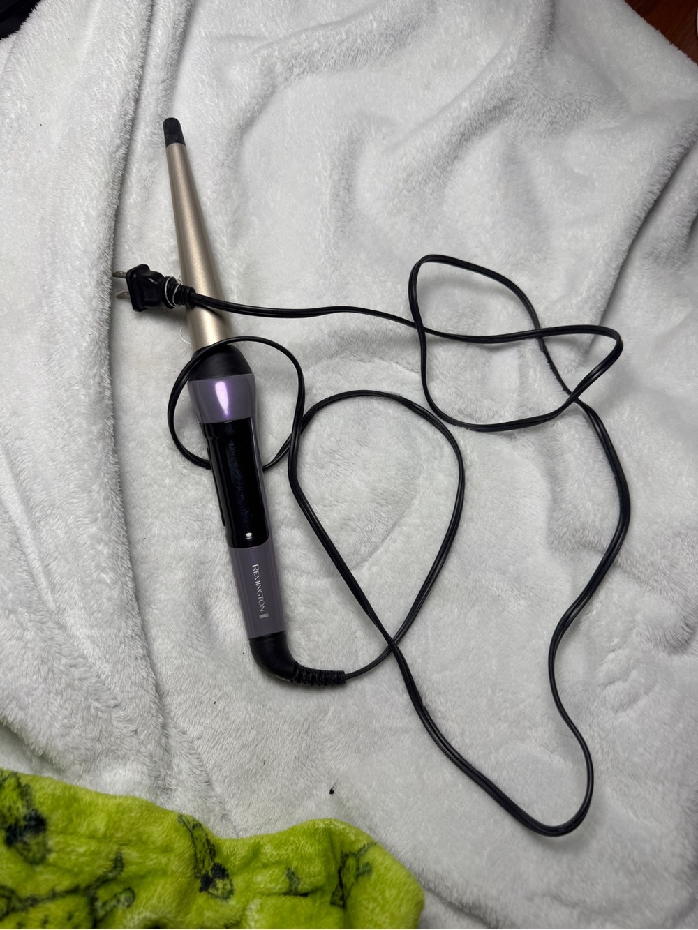Tested Remington T|Studio Silk Ceramic Tapered Curling Wand CI-96W1